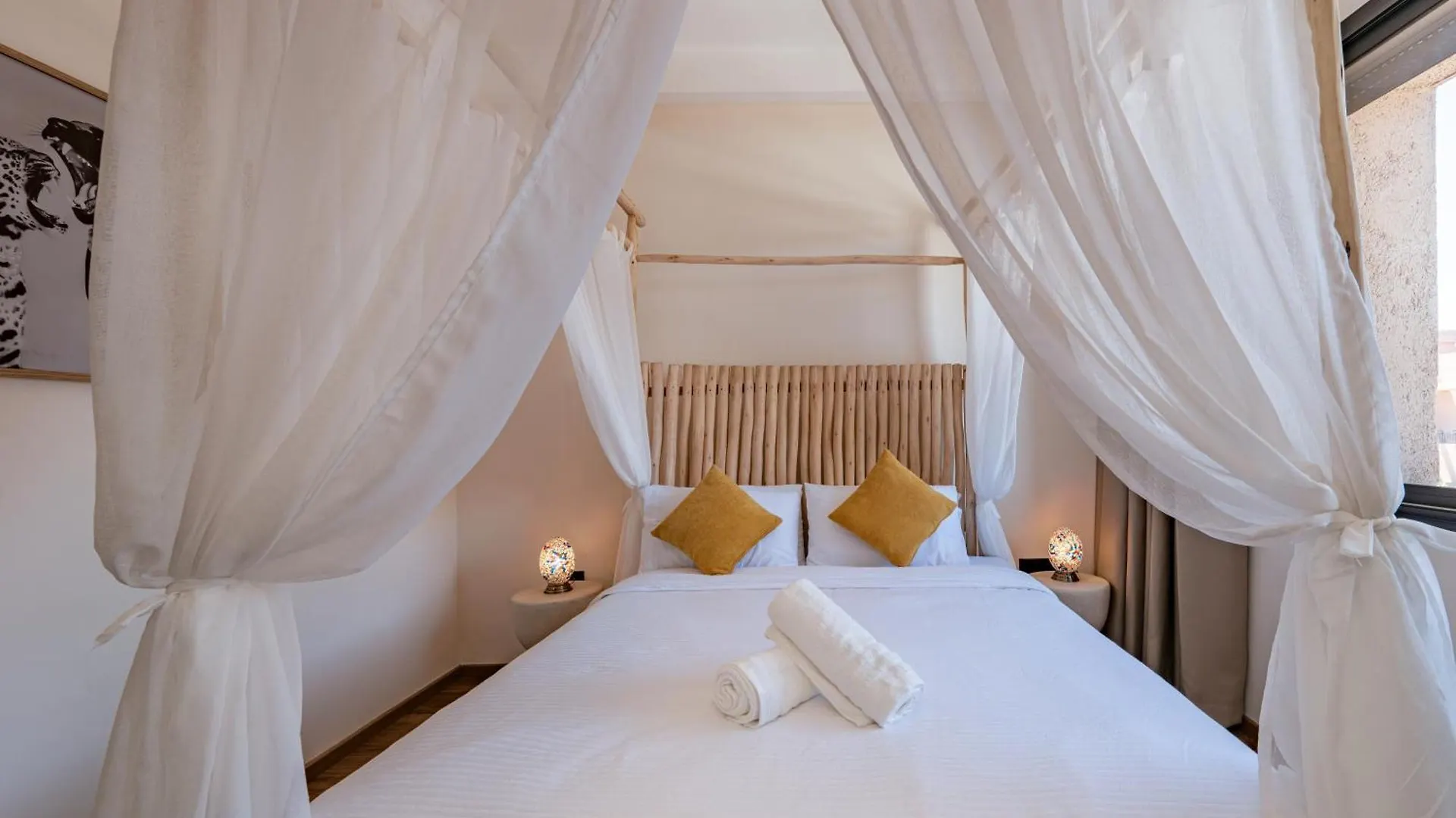 Villa Secret Oasis - 4 Bedroom Rooftop, Pool&Ac - Up To 10 Guests Marrakesh 0*,  Morocco