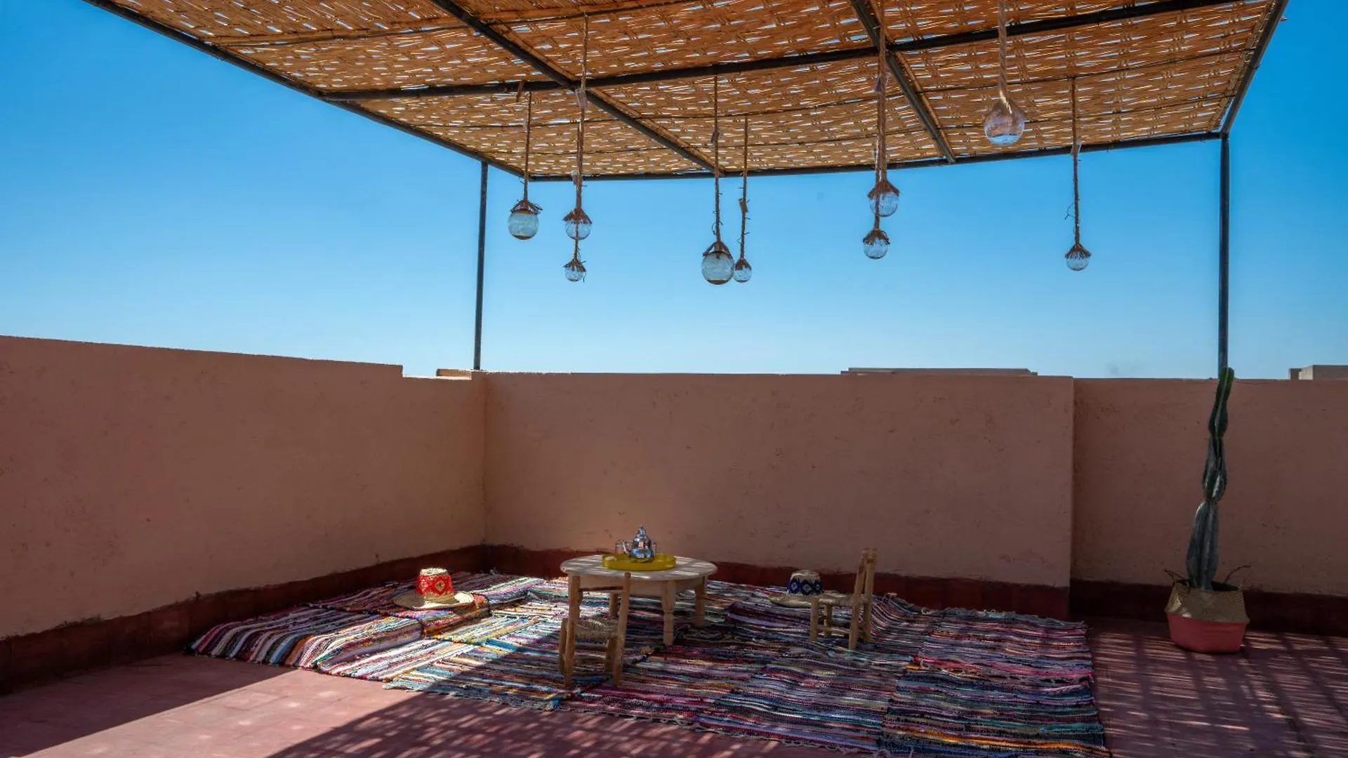 Villa Secret Oasis - 4 Bedroom Rooftop, Pool&Ac - Up To 10 Guests Marrakesh